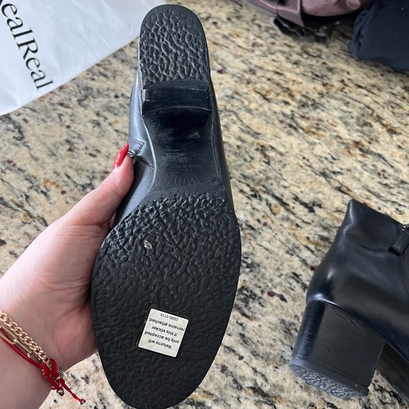 Chanel leather boots - Picture 5 of 16